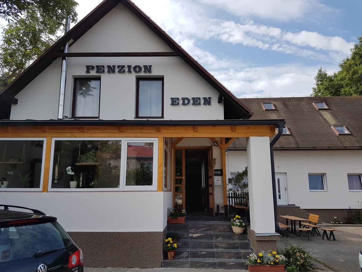 Penzion Eden Турнов Екстер'єр фото